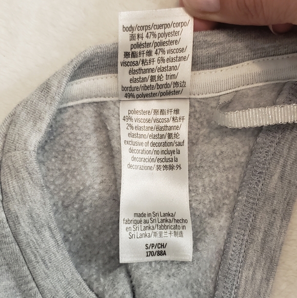 Victoria Sport Keyhole Pullover - Picture 7 of 7